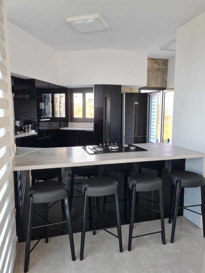 Superior Villa Between The Mountain And The Sea 4+1 Agios Epiktitos Екстер'єр фото
